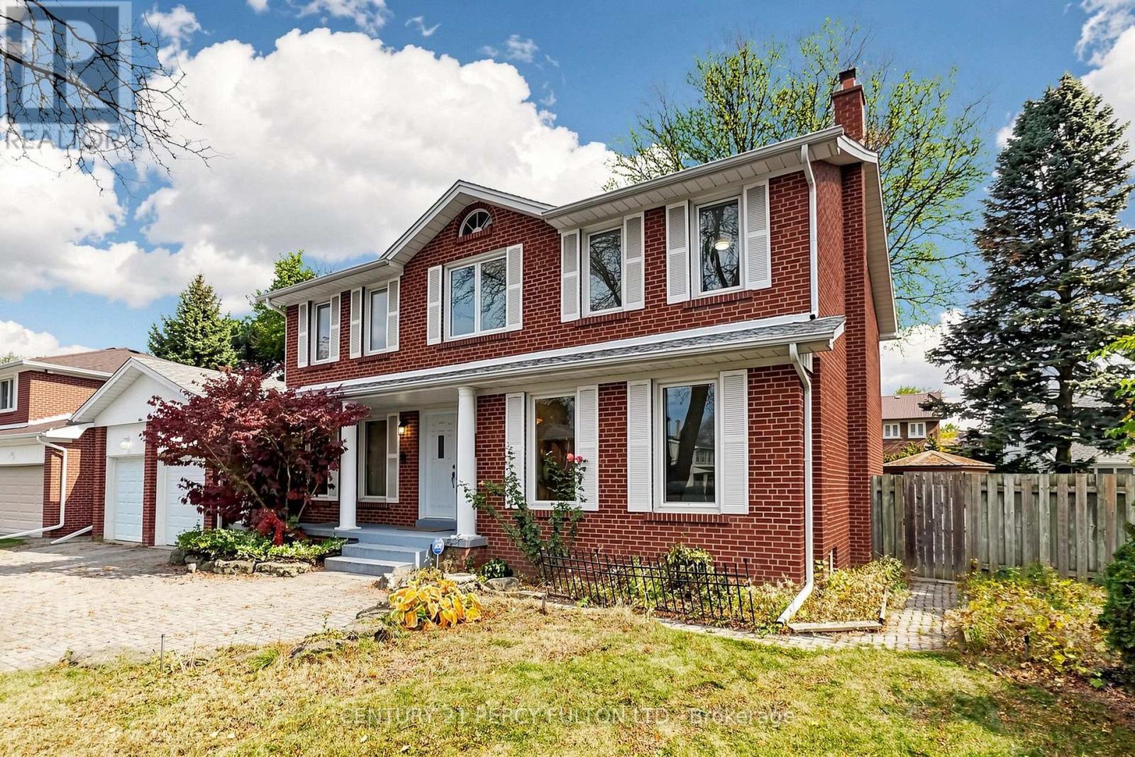 24 Tullamore Drive, Toronto, Ontario  M2L 2E8 - Photo 2 - C14119282