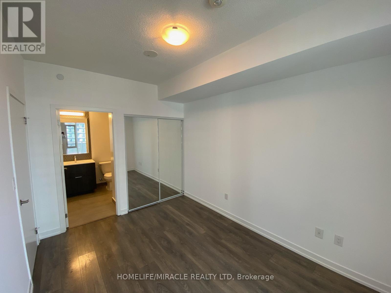 701 - 2520 Eglinton Avenue W, Mississauga (Central Erin Mills), Ontario  L5M 0Y4 - Photo 7 - W14119276