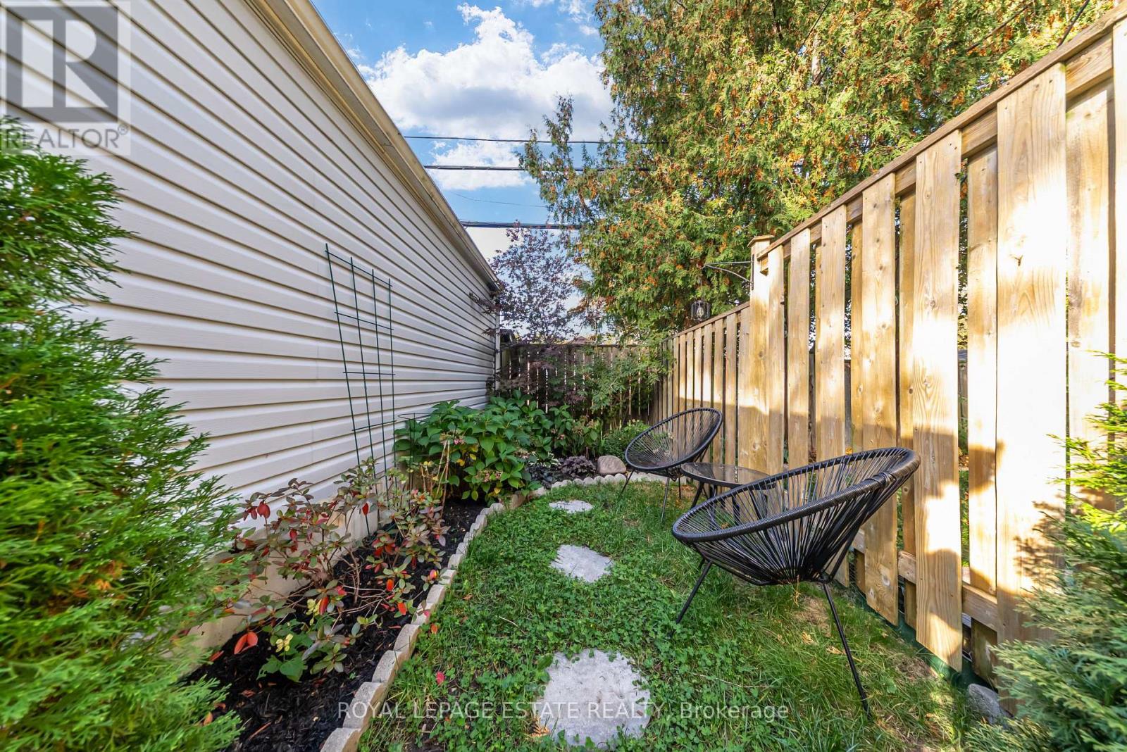 110a Holborne Avenue, Toronto (Danforth Village-East York), Ontario  M4C 2R4 - Photo 30 - E14119334