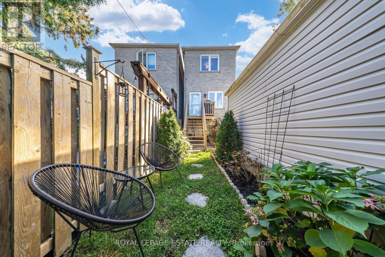110a Holborne Avenue, Toronto (Danforth Village-East York), Ontario  M4C 2R4 - Photo 31 - E14119334