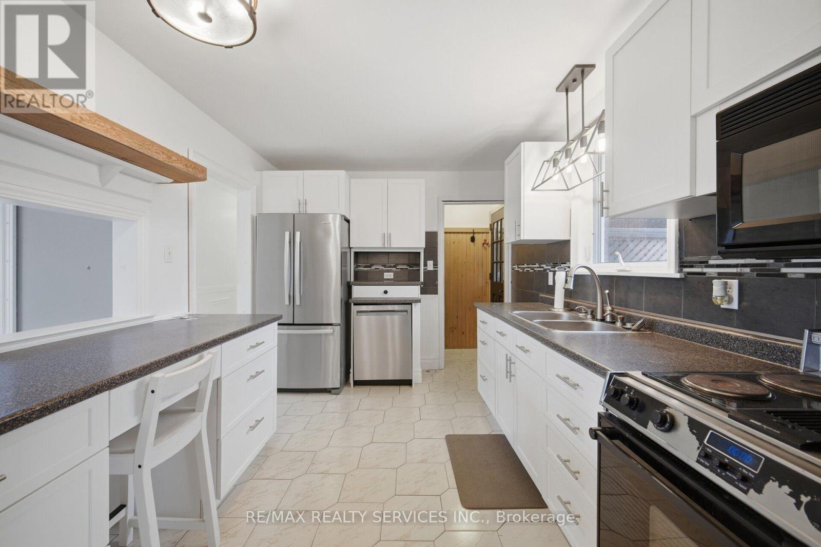 82 Edelwild Drive, Orangeville, Ontario L9W 2Y7 - Photo 11 - W13858862