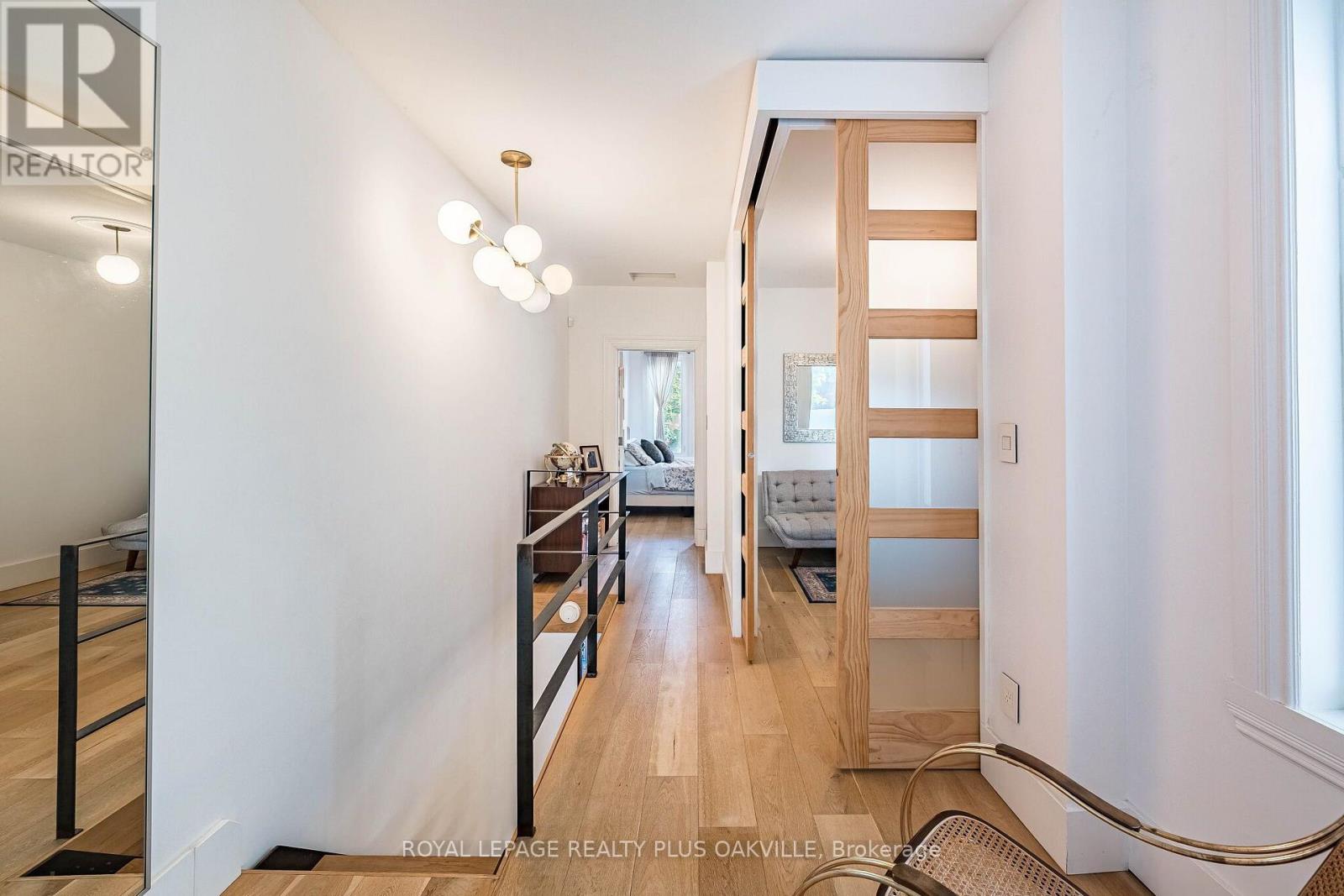 294 Logan Avenue, Toronto, Ontario  M4M 2N7 - Photo 19 - E14119384