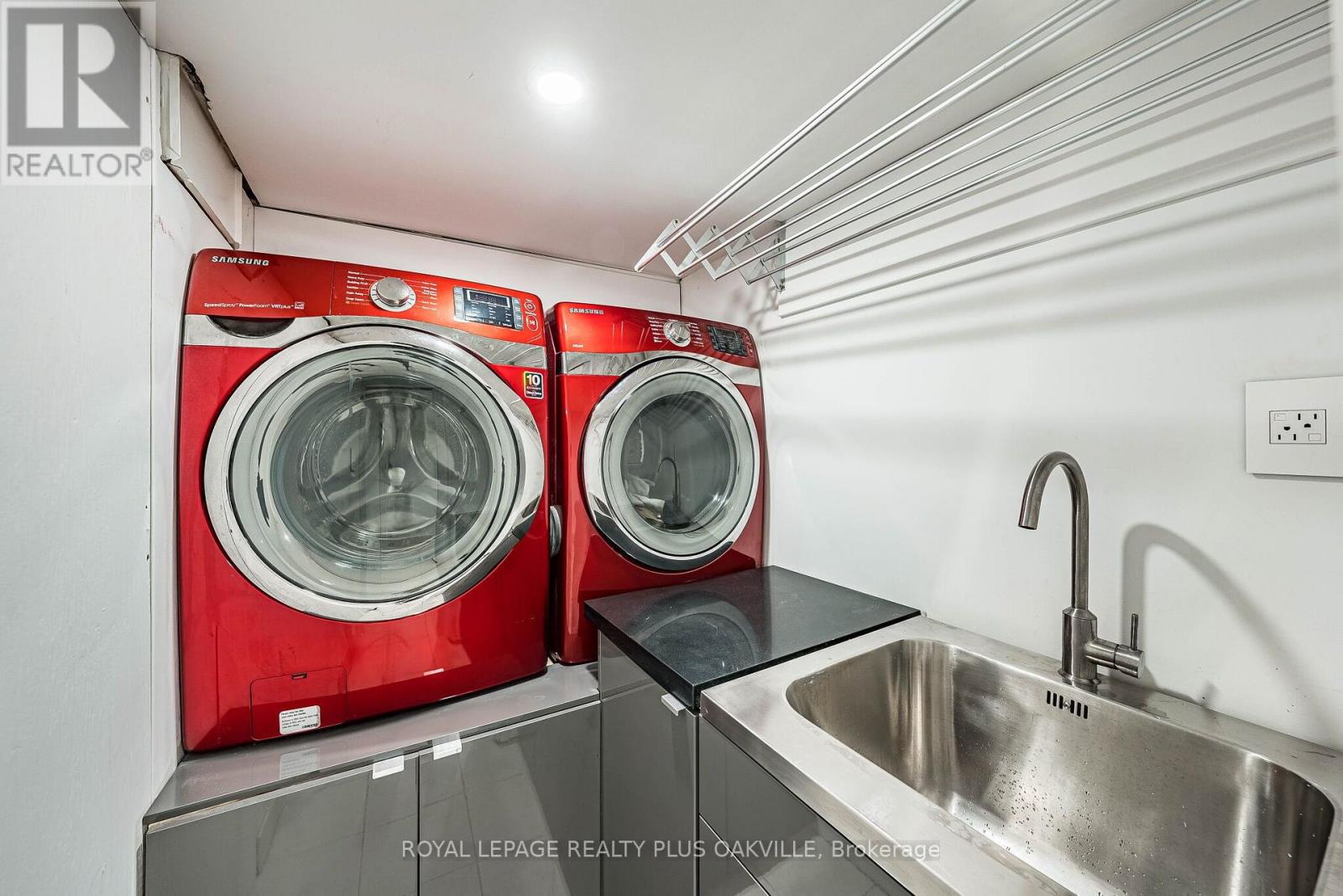 294 Logan Avenue, Toronto, Ontario  M4M 2N7 - Photo 40 - E14119384