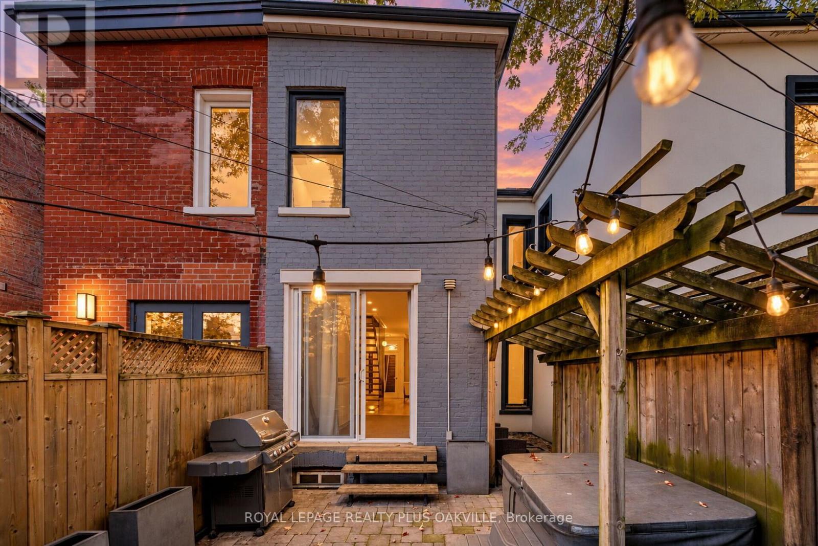 294 Logan Avenue, Toronto, Ontario  M4M 2N7 - Photo 41 - E14119384