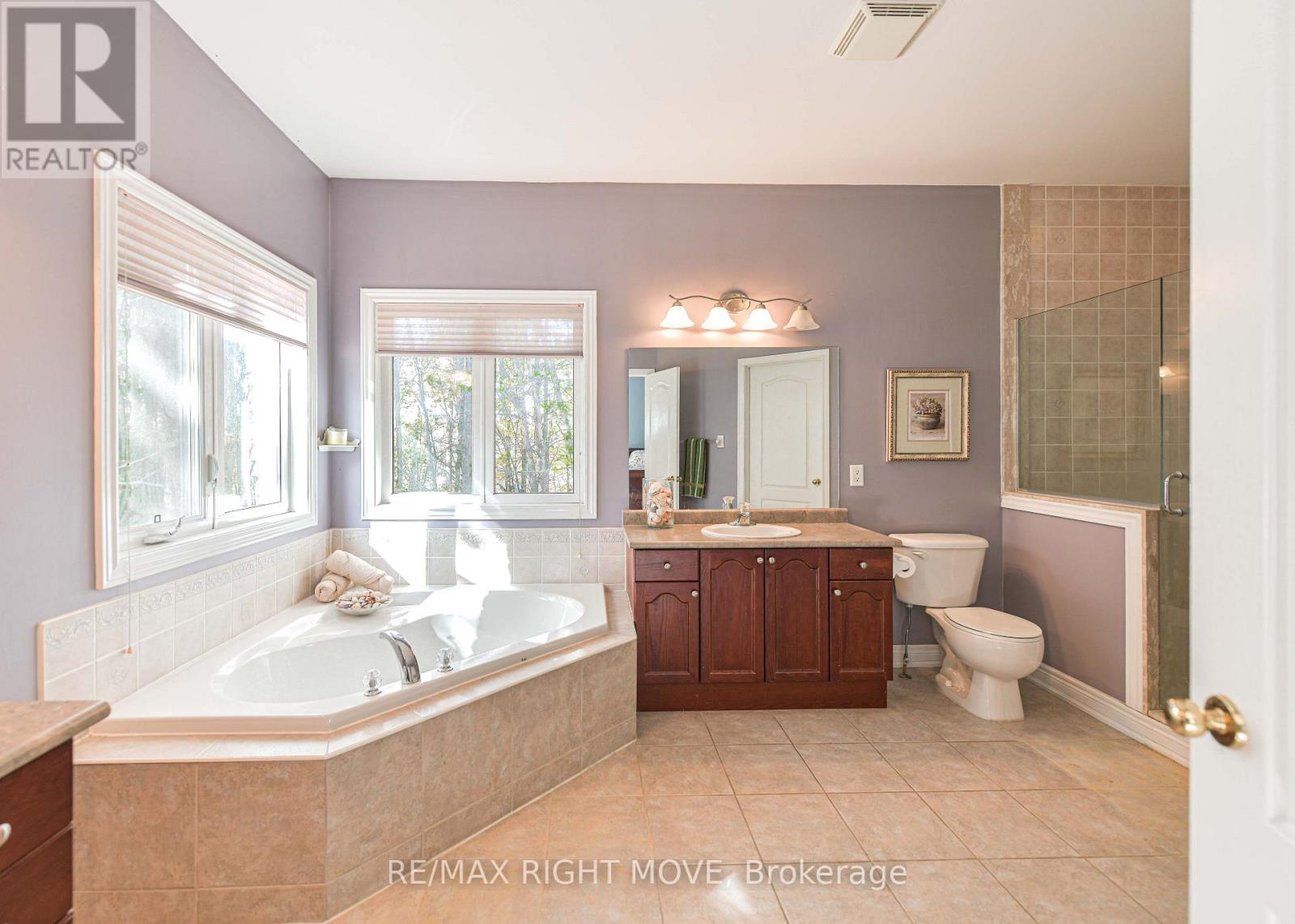 4200 Pine Valley Lane, Severn, Ontario L3V 6H2 - Photo 21 - S14119390