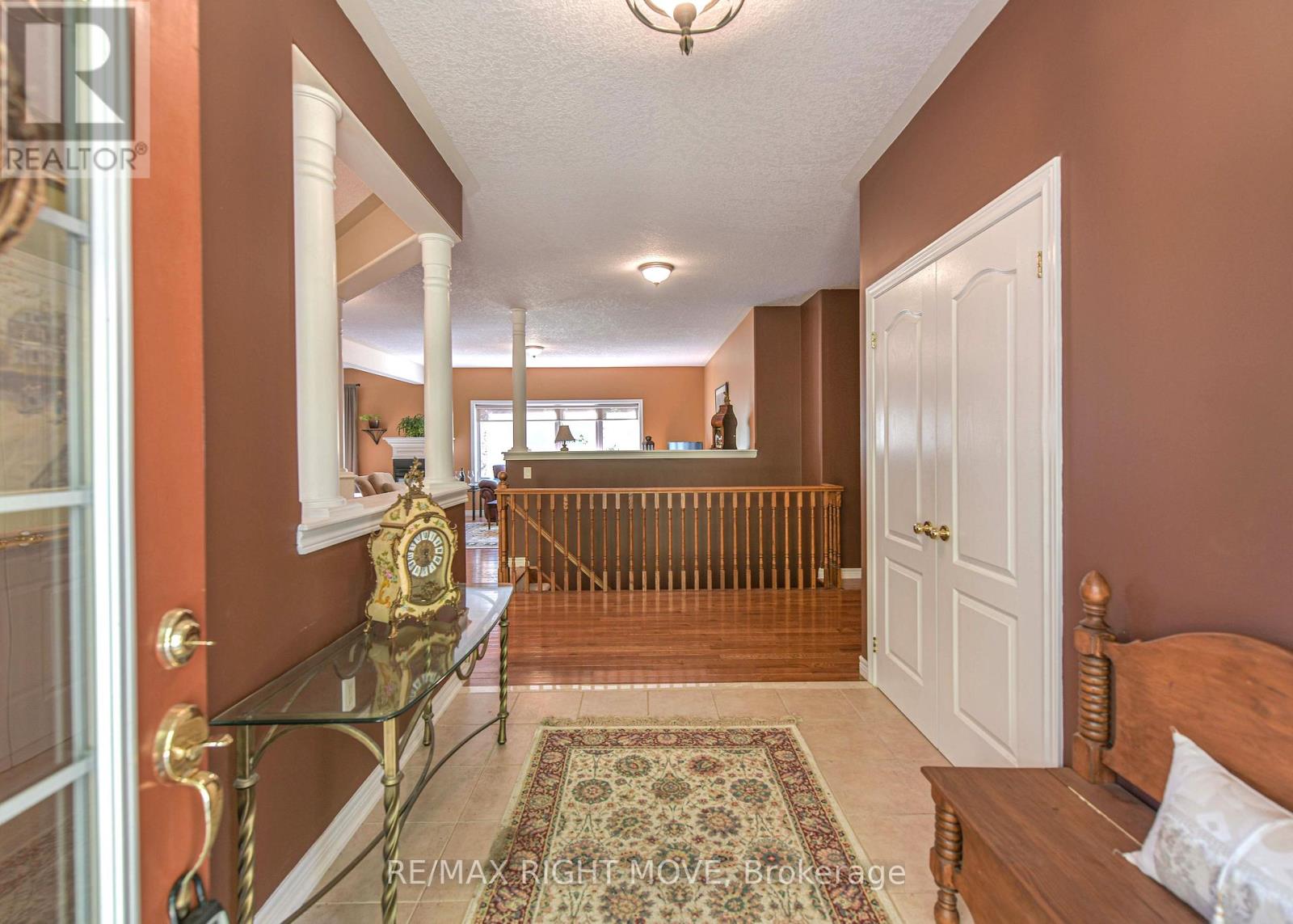 4200 Pine Valley Lane, Severn, Ontario L3V 6H2 - Photo 8 - S14119390