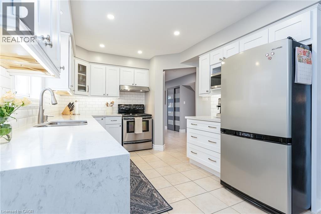 677 Langlaw Drive, Cambridge, Ontario  N1P 1H4 - Photo 19 - 40873976