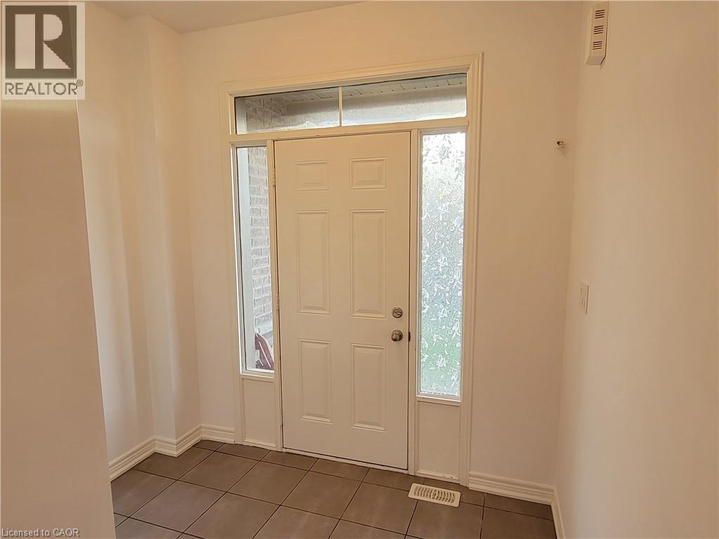 66 Bradbury Road, Hamilton, Ontario  L8J 2V7 - Photo 4 - 40873895