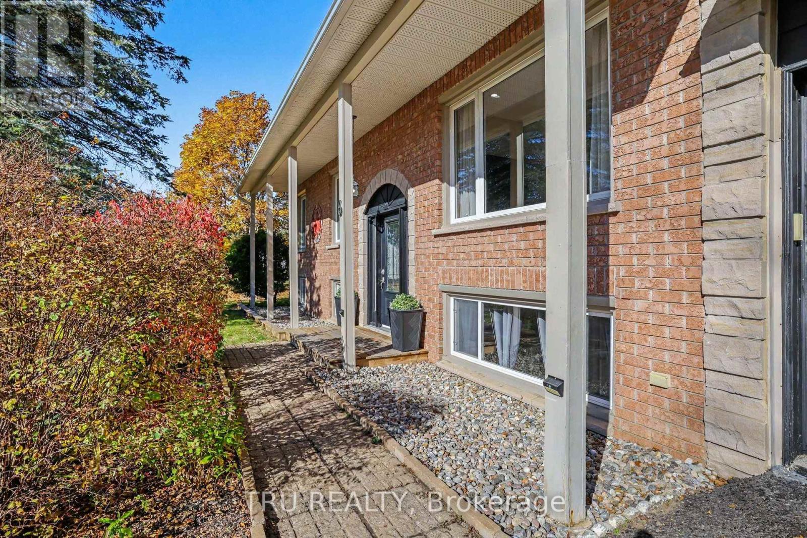 6 Oxford Heights Drive, North Grenville, Ontario  K0G 1J0 - Photo 2 - X14119522