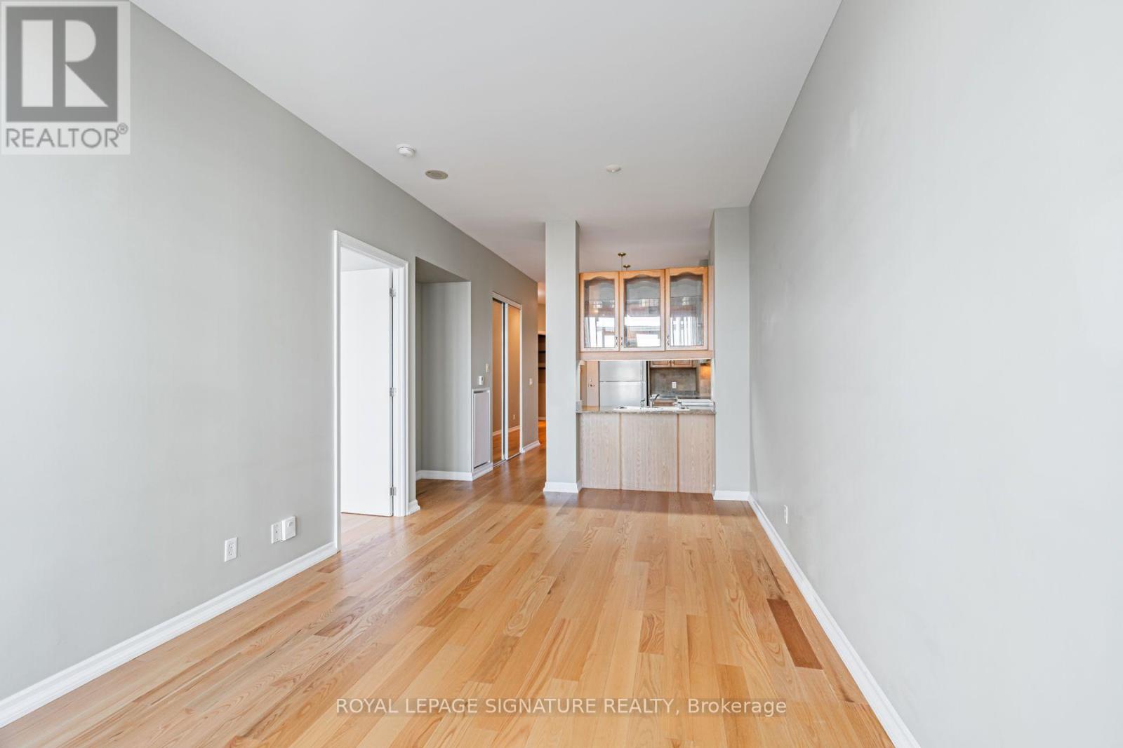 809 - 797 Don Mills Road, Toronto (Flemingdon Park), Ontario  M3C 1V1 - Photo 14 - C14119448