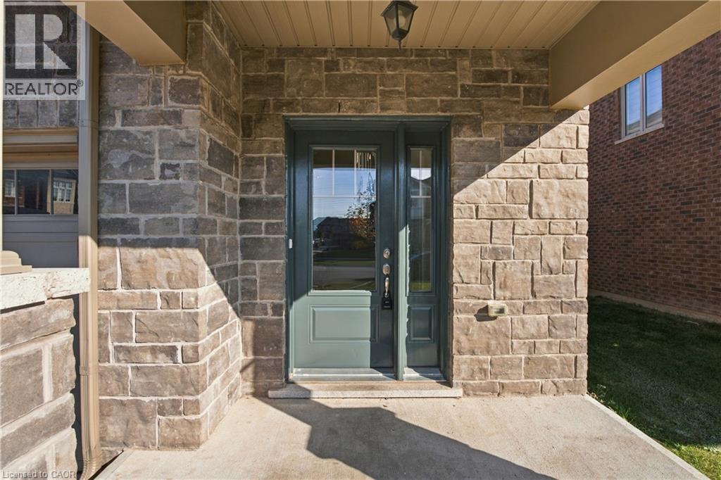 31 Sapphire Way, Thorold, Ontario  L2V 0L4 - Photo 5 - 40865237