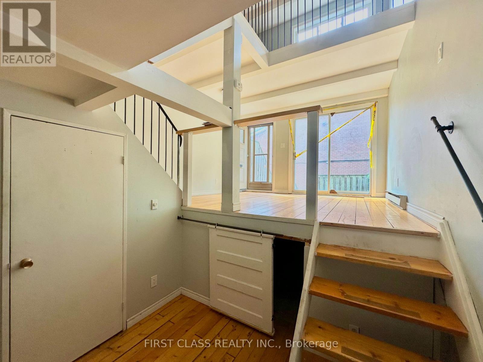 6 - 32 Curzon Street, Toronto (South Riverdale), Ontario  M4M 3B4 - Photo 4 - E14119492