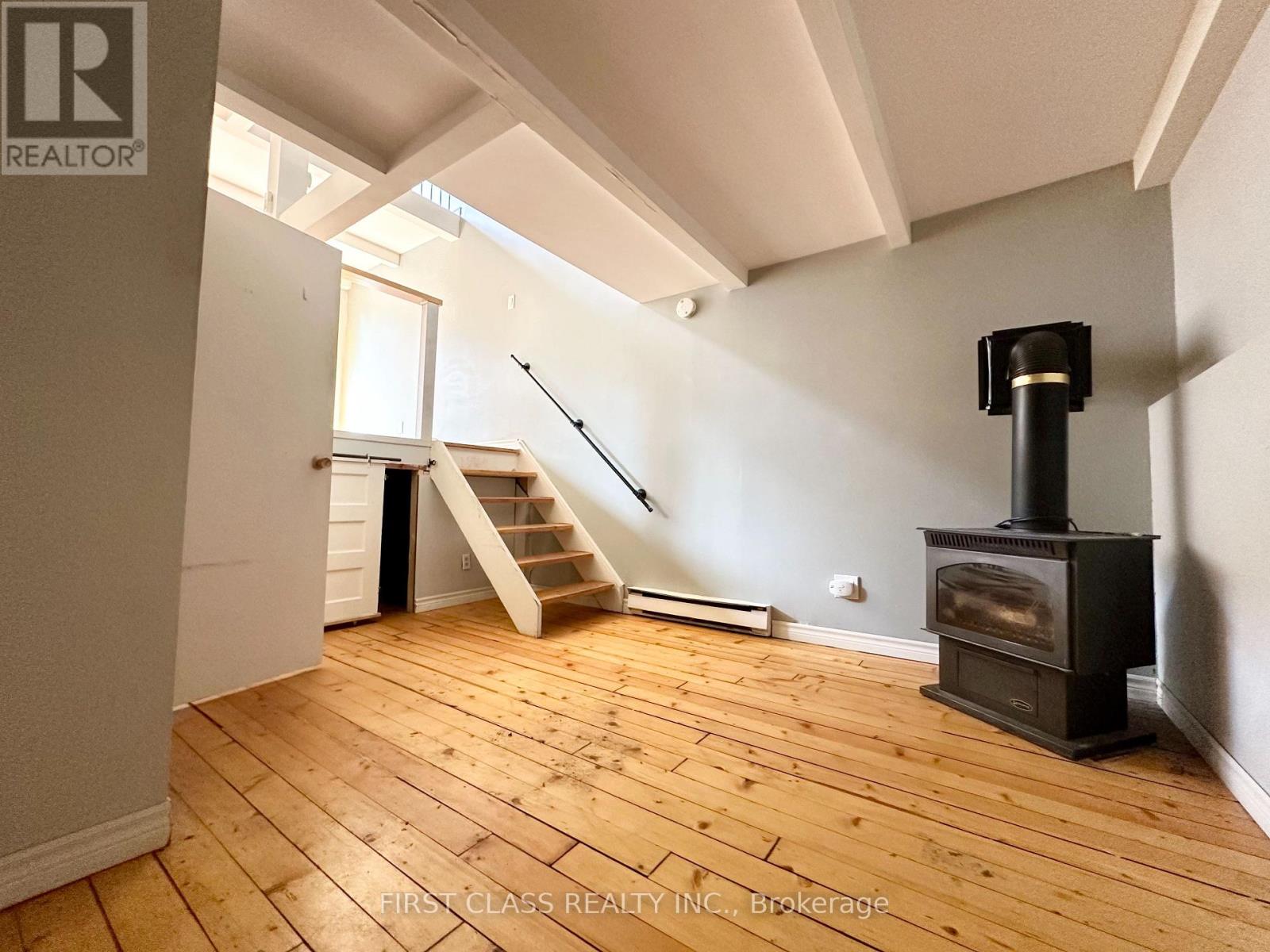 6 - 32 Curzon Street, Toronto (South Riverdale), Ontario  M4M 3B4 - Photo 5 - E14119492
