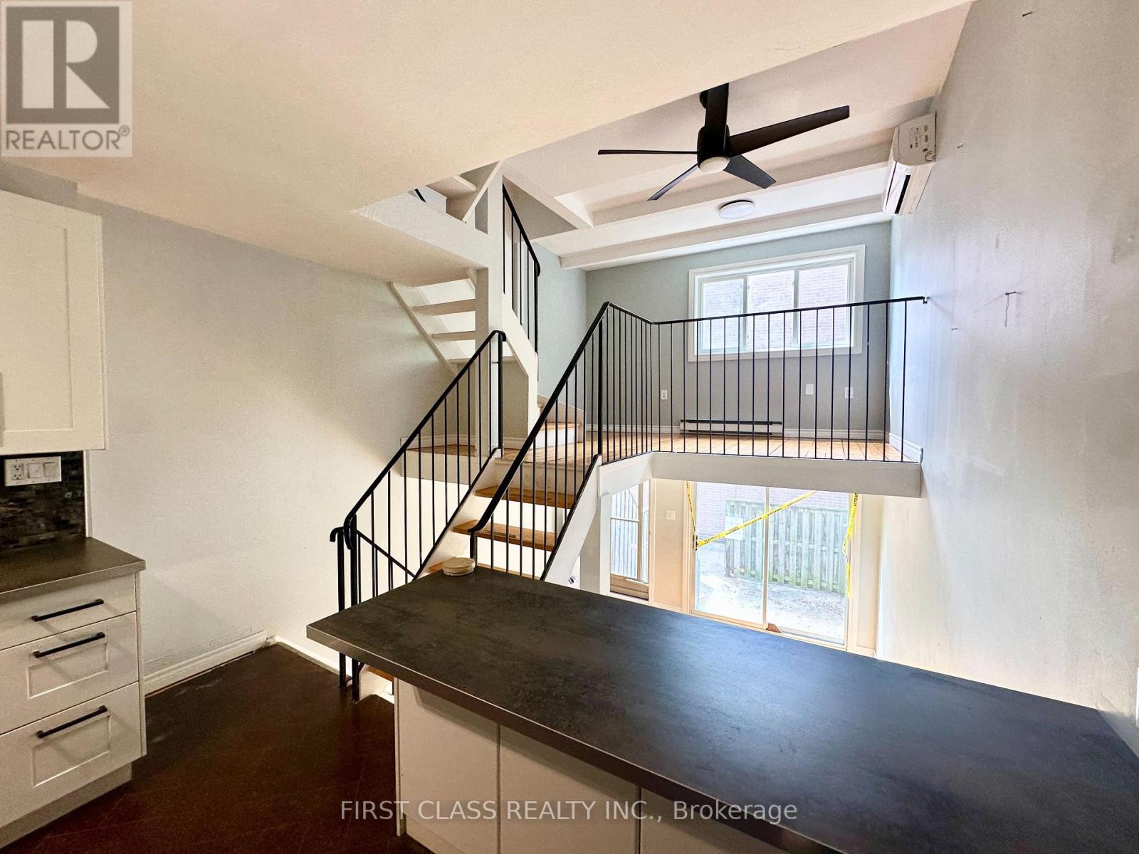 6 - 32 Curzon Street, Toronto (South Riverdale), Ontario  M4M 3B4 - Photo 8 - E14119492