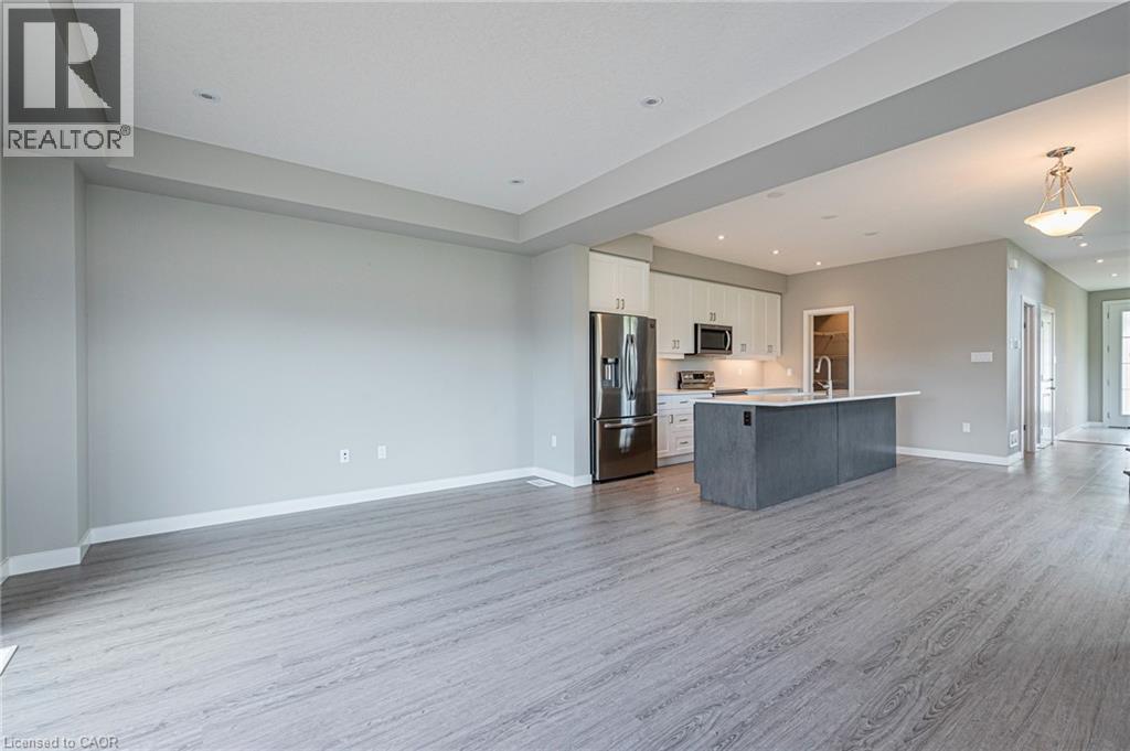877 Robert Ferrie Drive, Kitchener, Ontario  N2R 0P2 - Photo 12 - 40874162