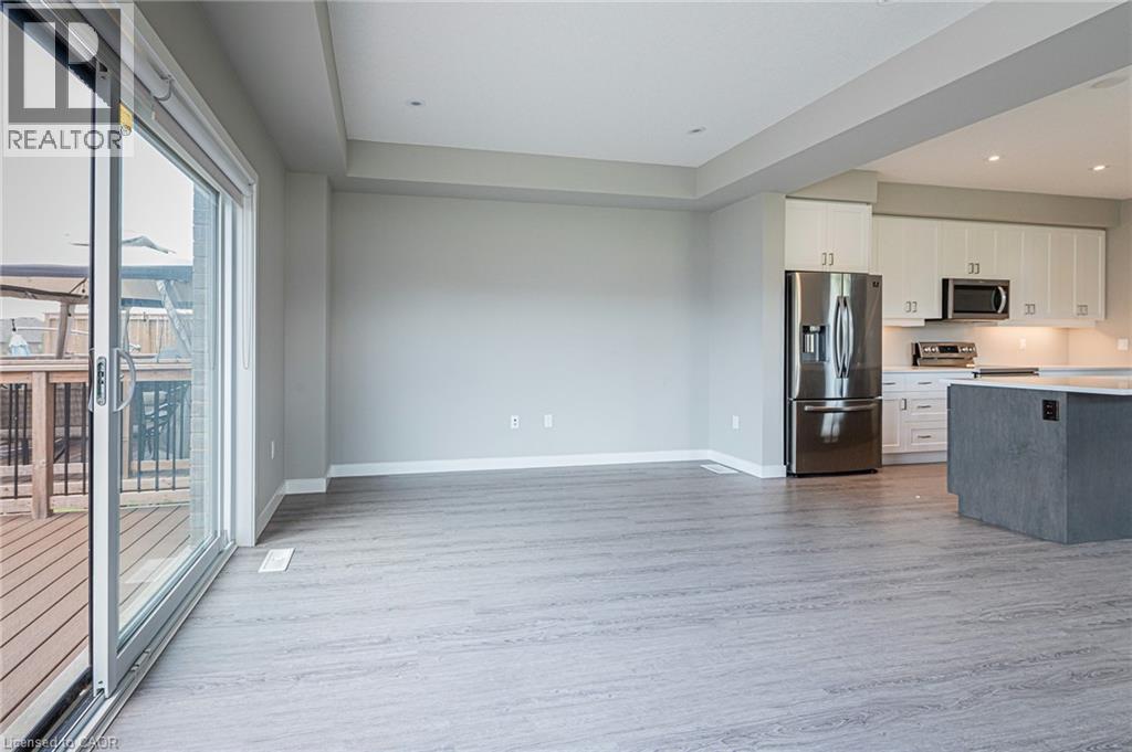 877 Robert Ferrie Drive, Kitchener, Ontario  N2R 0P2 - Photo 13 - 40874162