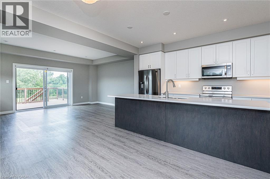 877 Robert Ferrie Drive, Kitchener, Ontario  N2R 0P2 - Photo 17 - 40874162