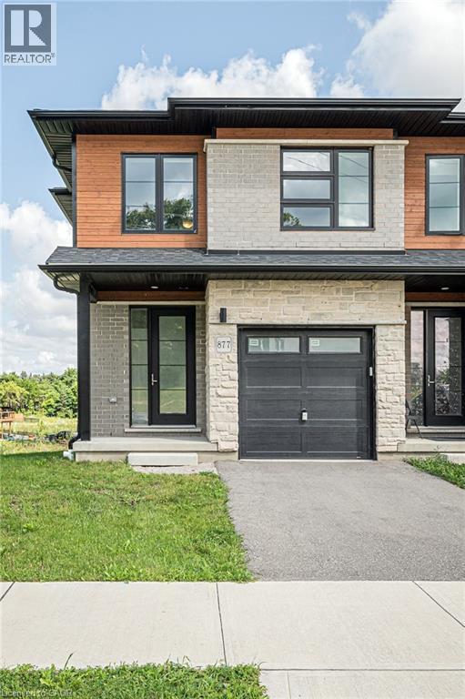 877 Robert Ferrie Drive, Kitchener, Ontario  N2R 0P2 - Photo 2 - 40874162