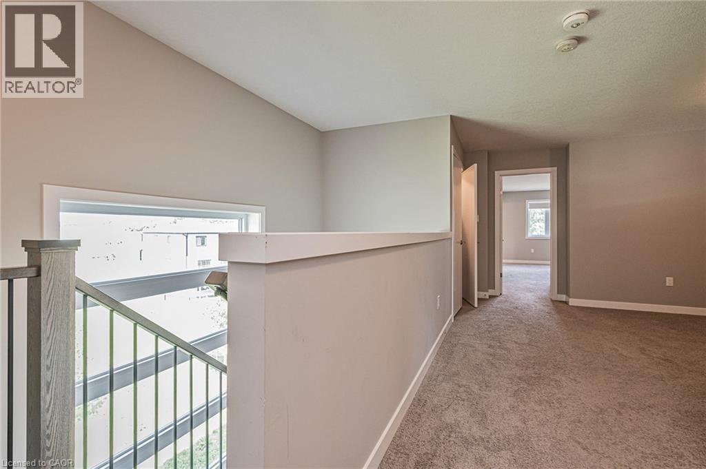 877 Robert Ferrie Drive, Kitchener, Ontario  N2R 0P2 - Photo 21 - 40874162