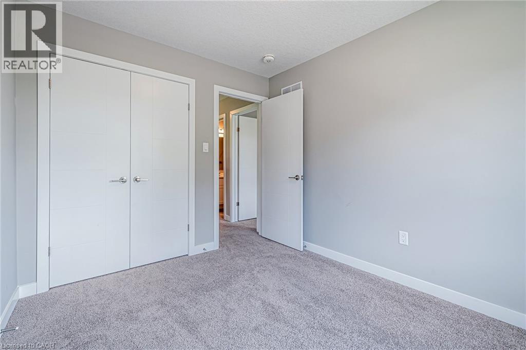 877 Robert Ferrie Drive, Kitchener, Ontario  N2R 0P2 - Photo 28 - 40874162