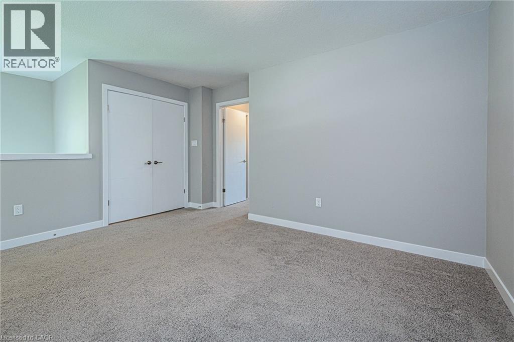 877 Robert Ferrie Drive, Kitchener, Ontario  N2R 0P2 - Photo 31 - 40874162