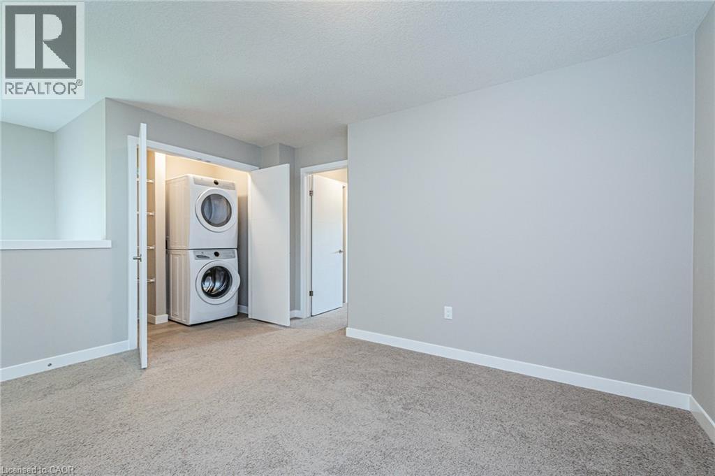 877 Robert Ferrie Drive, Kitchener, Ontario  N2R 0P2 - Photo 33 - 40874162