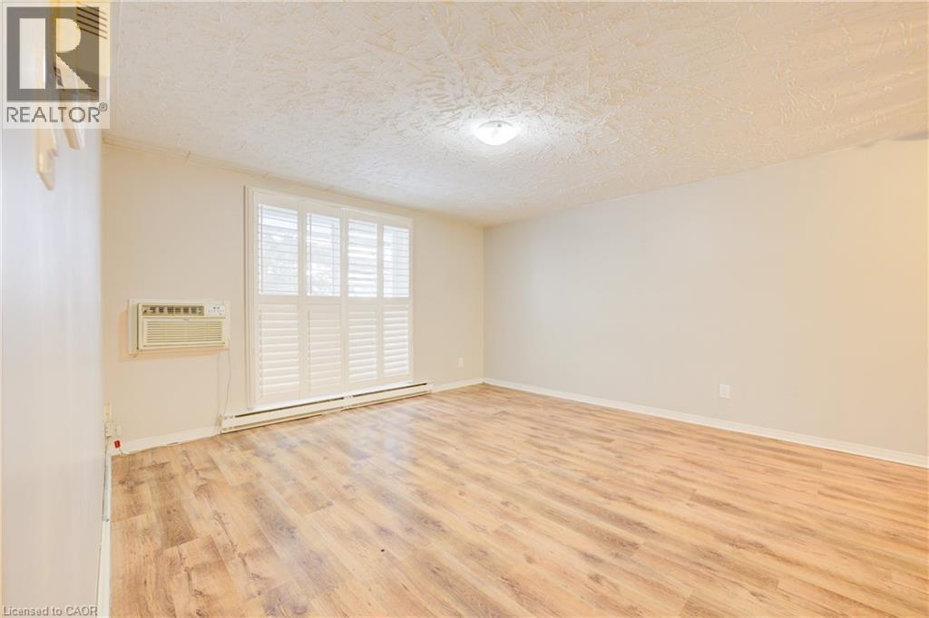 24 Mooregate Crescent Unit# 202, Kitchener, Ontario  N2M 2G1 - Photo 13 - 40873276