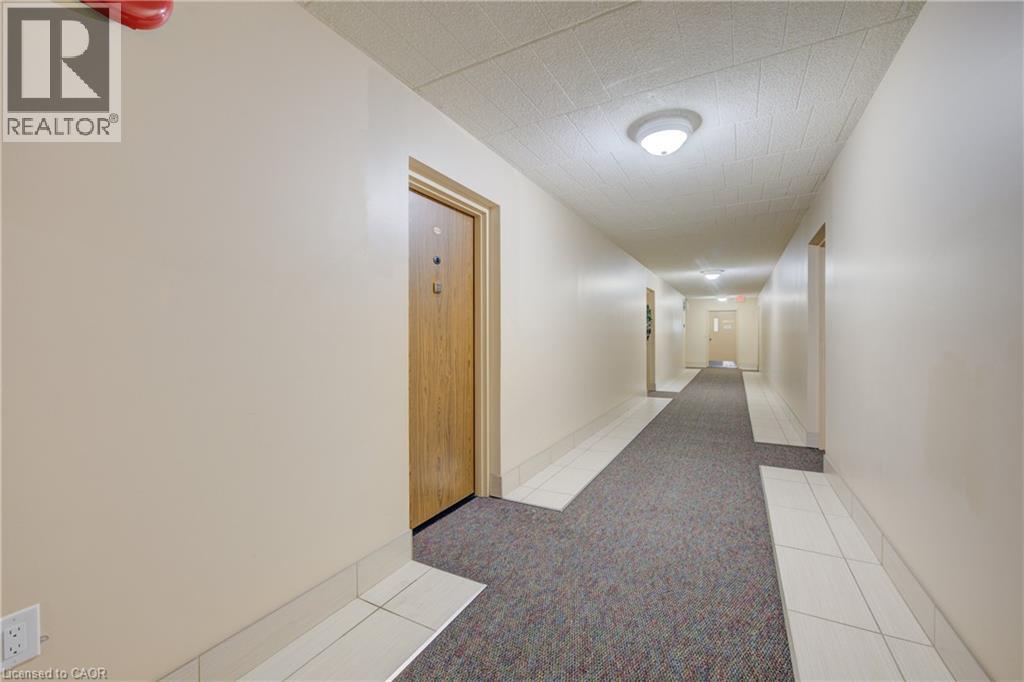 24 Mooregate Crescent Unit# 202, Kitchener, Ontario  N2M 2G1 - Photo 24 - 40873276