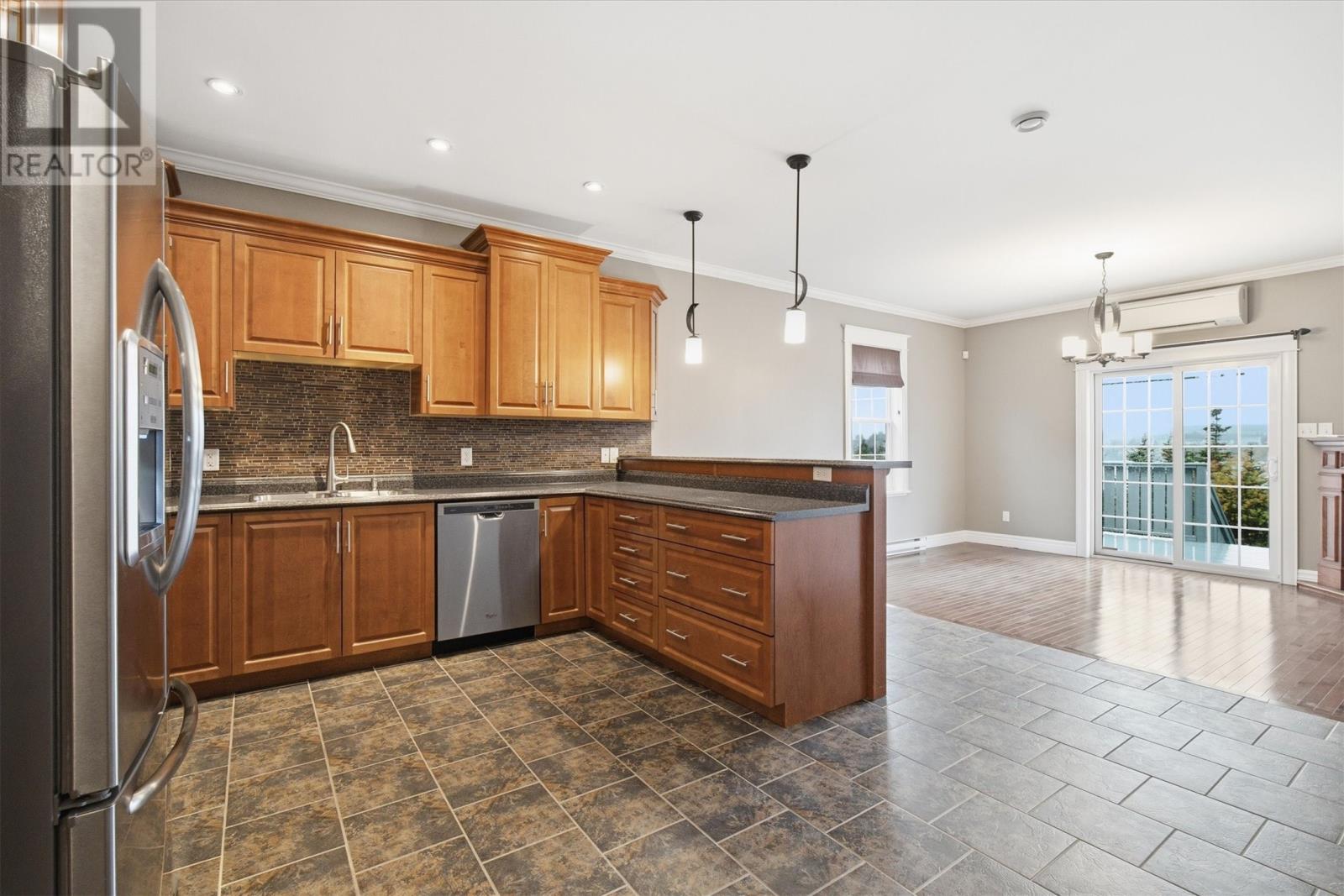 322 Lanark Drive, Paradise — photo 9