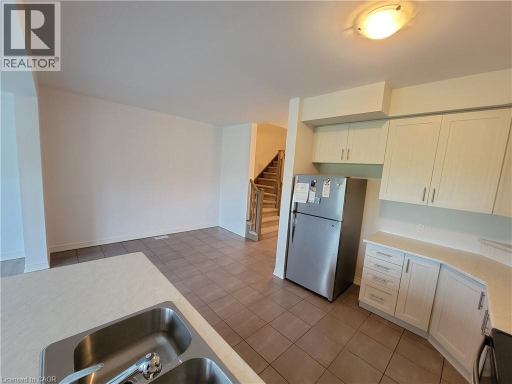 66 Bradbury Road, Hamilton, Ontario  L8J 2V7 - Photo 8 - 40873895