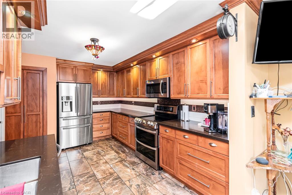 100 St Andrews Court Unit# 7, Hamilton, Ontario  L8K 6H2 - Photo 18 - 40874033