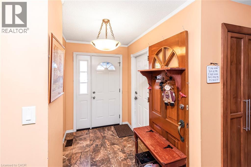100 St Andrews Court Unit# 7, Hamilton, Ontario  L8K 6H2 - Photo 6 - 40874033