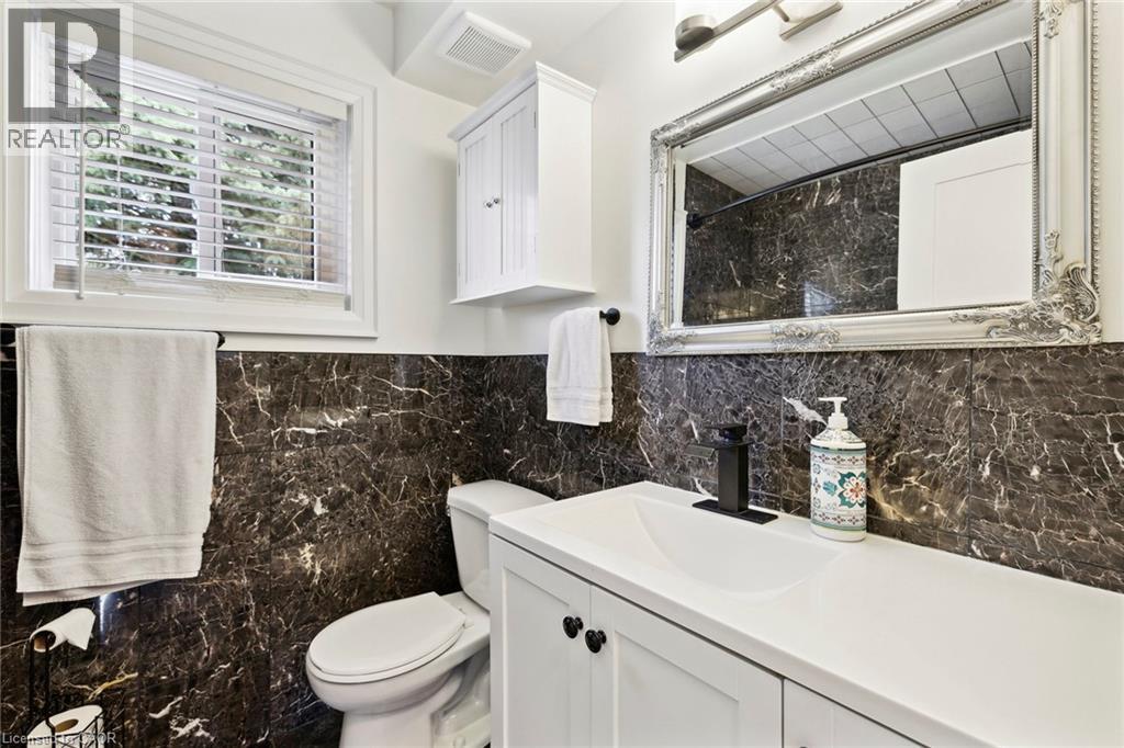 16 Lochearne Street, Hamilton, Ontario  L8R 1V8 - Photo 21 - 40873993