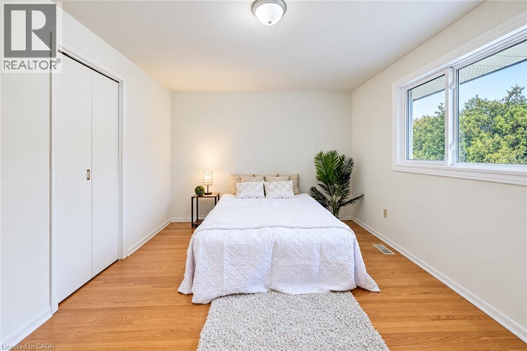 Detached for sale at 30 Hampton Place, Heritage Park, Kitchener, Ontario, photo 18