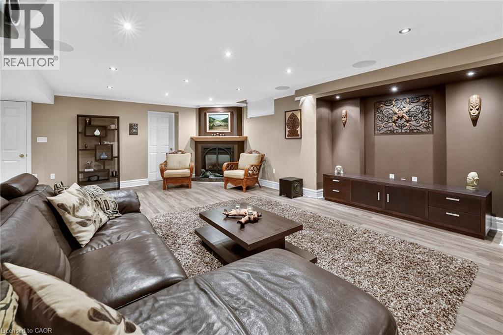 112 Dorchester Drive, Grimsby, Ontario  L3M 1A8 - Photo 37 - 40873954