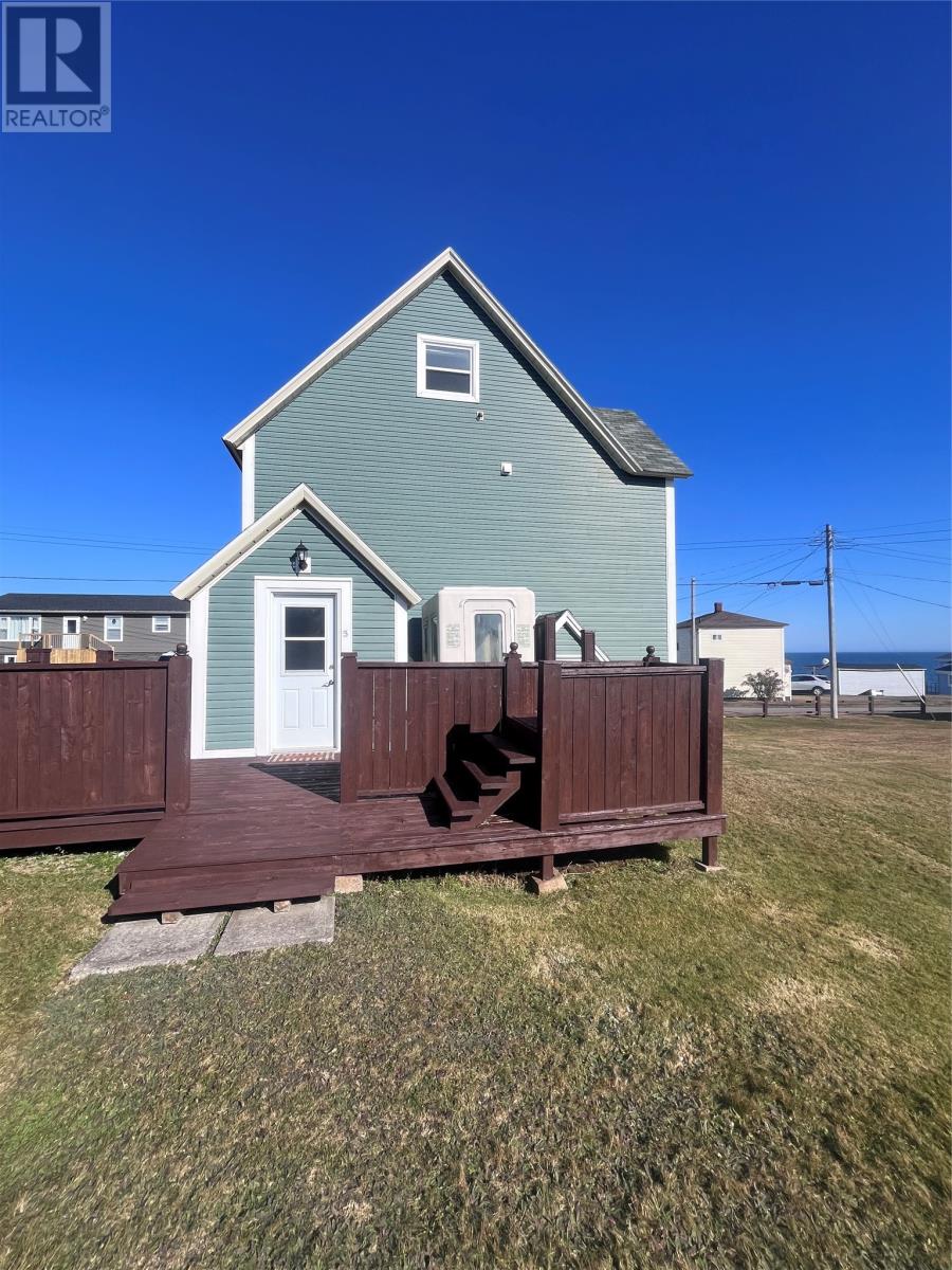 5 Seaview Street, Grand Bank — photo 7