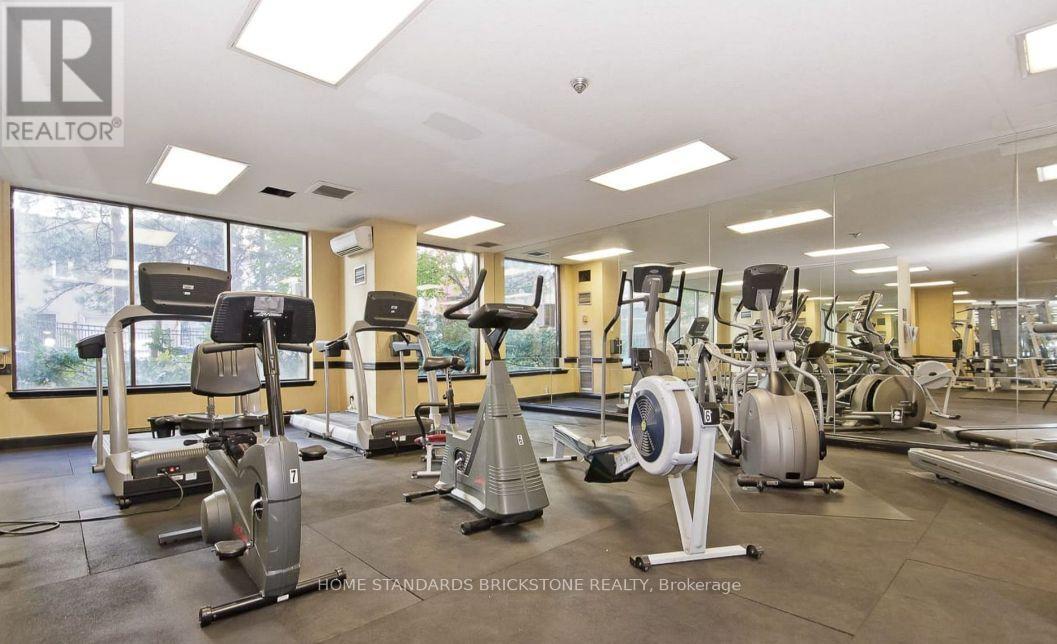 2421 - 633 Bay Street, Toronto, Ontario  M5G 2G4 - Photo 20 - C14119618