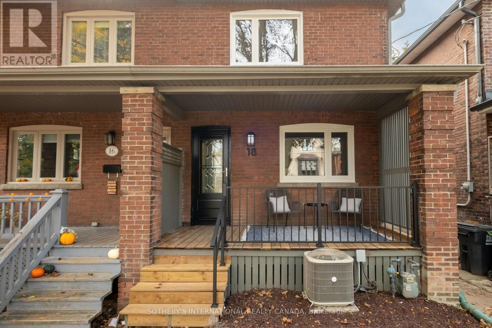 18 Thurston Road, Toronto, Ontario  M4S 2V7 - Photo 3 - C14119724