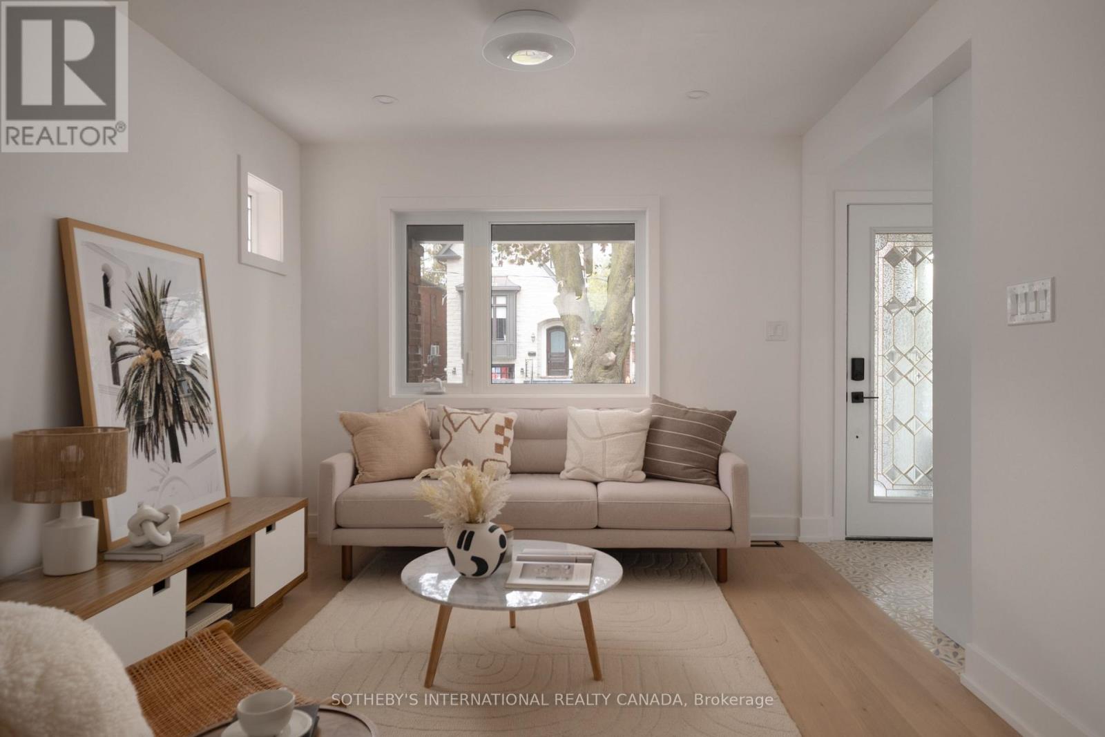 18 Thurston Road, Toronto, Ontario  M4S 2V7 - Photo 7 - C14119724