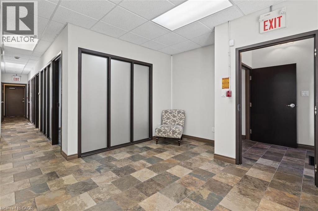 2090 Bates Common, Burlington, Ontario  L7R 0A5 - Photo 35 - 40873828