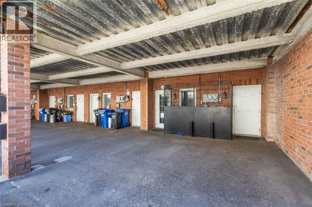 2090 Bates Common, Burlington, Ontario  L7R 0A5 - Photo 45 - 40873828
