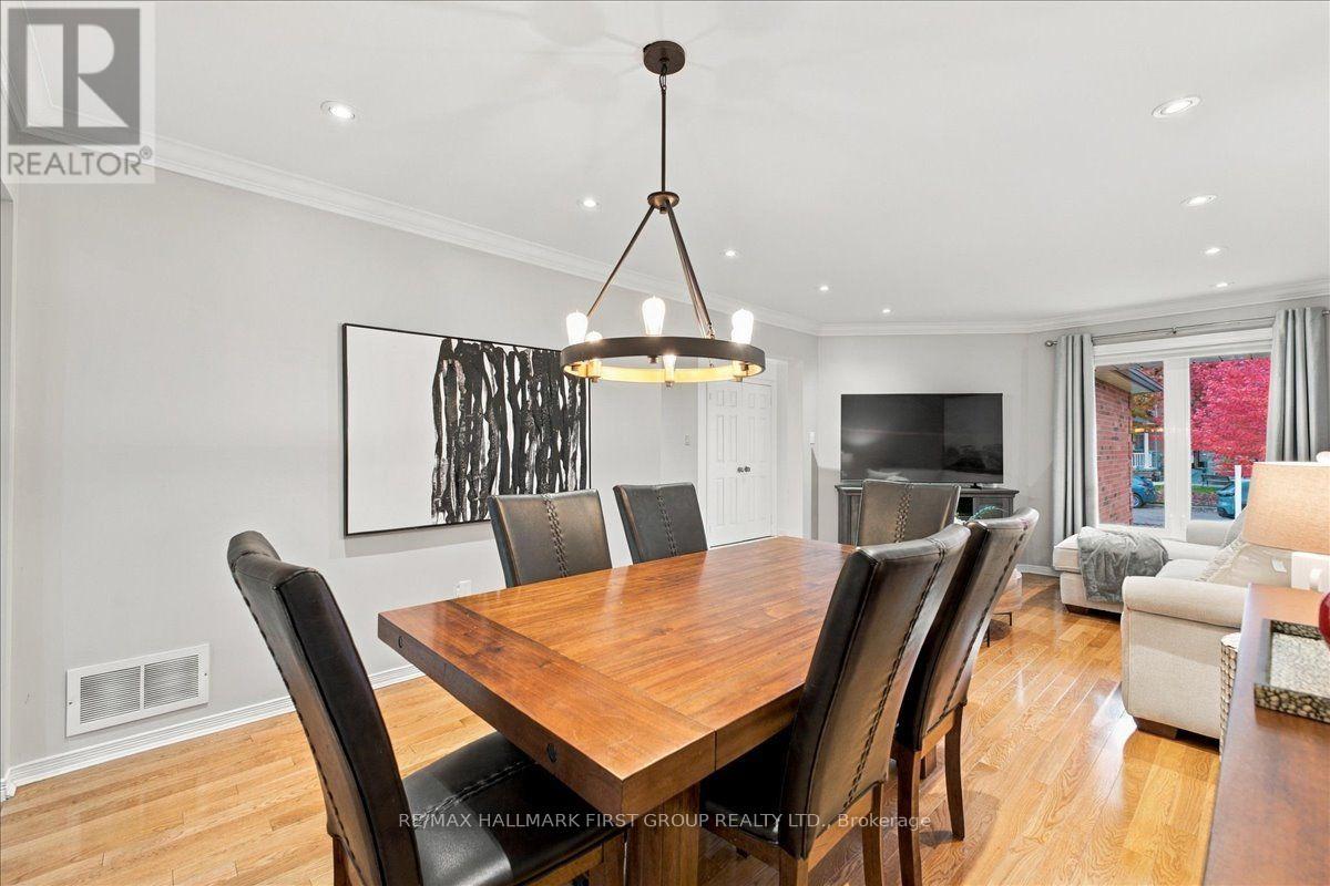 701 Cowan Circle, Pickering, Ontario  L1W 3K6 - Photo 7 - E14119862