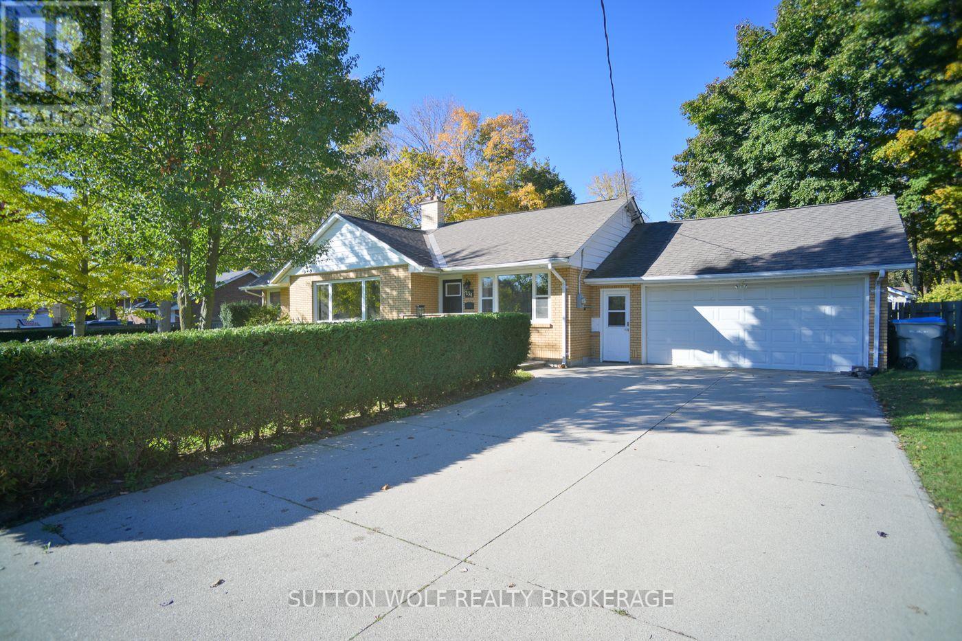 234 Carrie Street, Strathroy-Caradoc, Ontario  N7G 3C8 - Photo 2 - X14119794