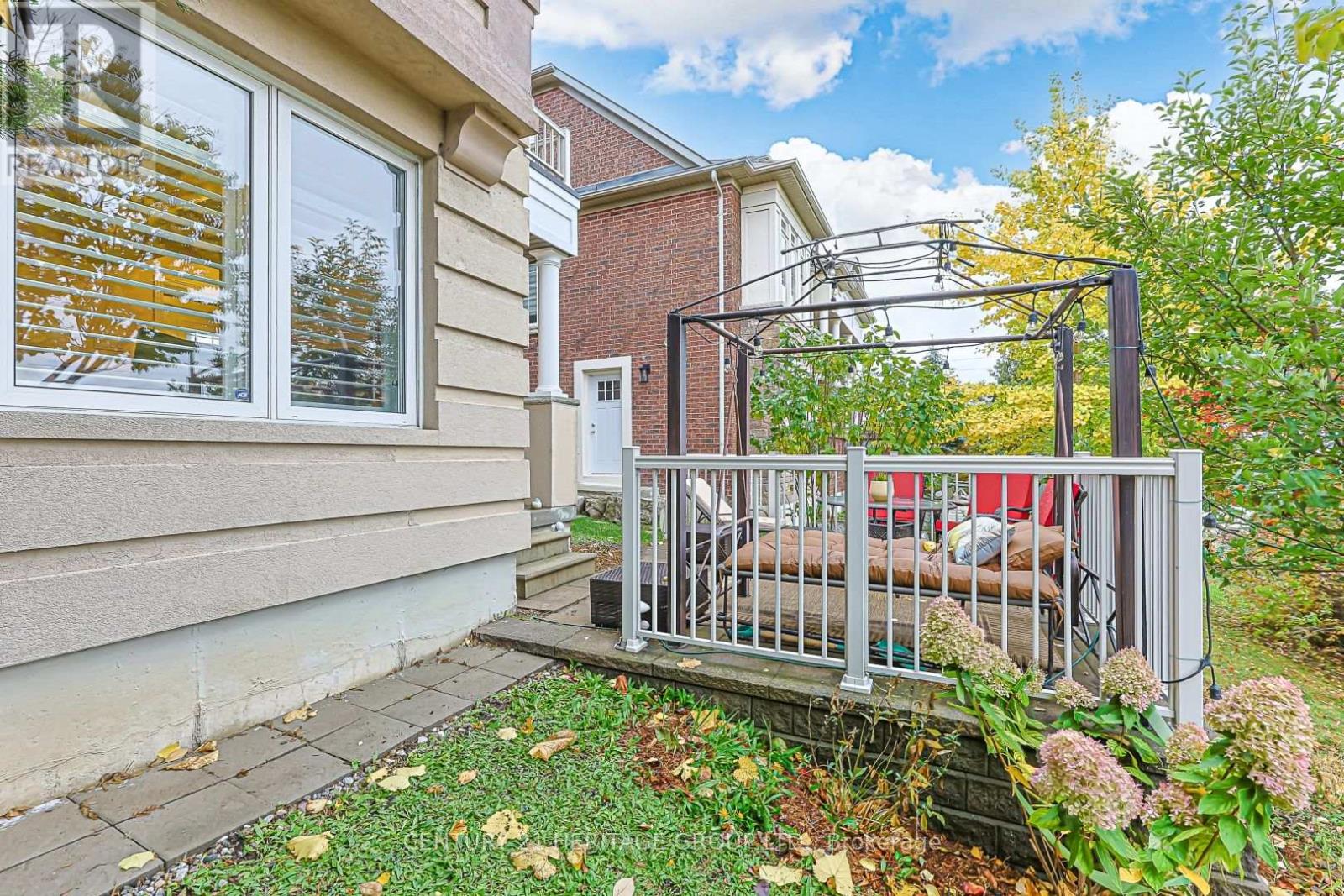 117 Zokol Drive, Aurora, Ontario  L4G 7T9 - Photo 3 - N14119664