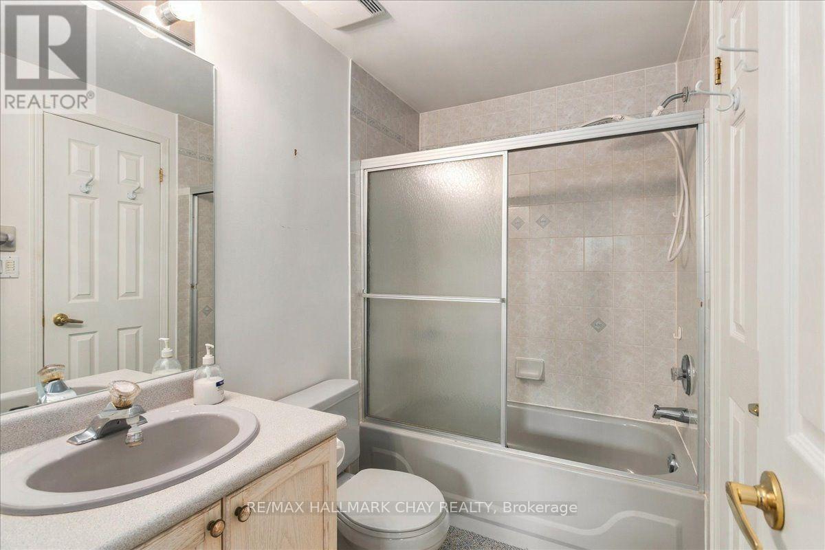 45 Bibby Court, Barrie (Holly), Ontario  L4N 8T4 - Photo 25 - S14119736