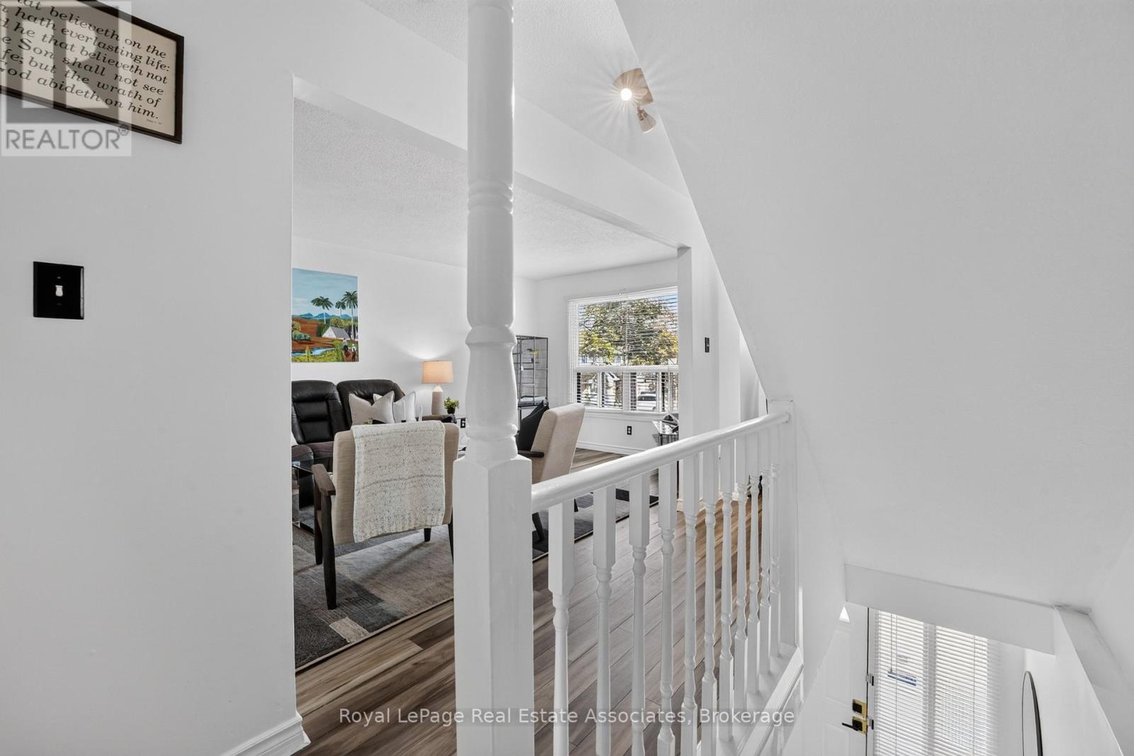6 Ellerslie Road, Brampton (Southgate), Ontario  L6T 4C2 - Photo 4 - W14119830