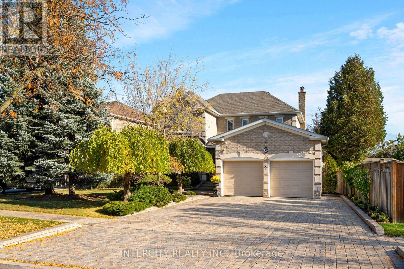 35 AVRO ROAD, Vaughan, Ontario