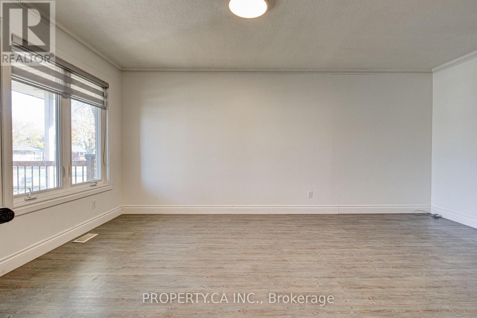 71 Highpark Avenue, Kitchener, Ontario  N2C 2C3 - Photo 14 - X14119658