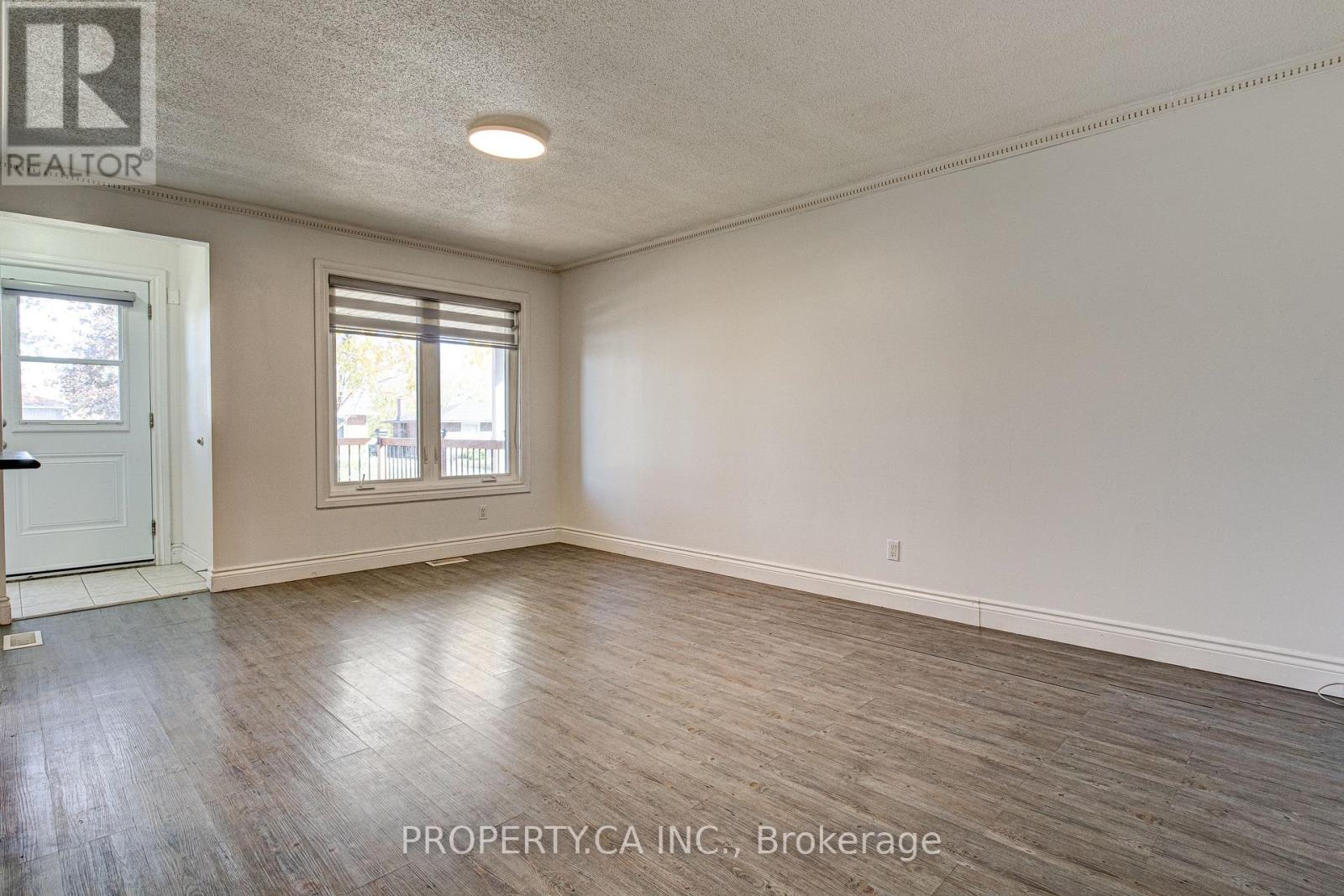 71 Highpark Avenue, Kitchener, Ontario  N2C 2C3 - Photo 15 - X14119658