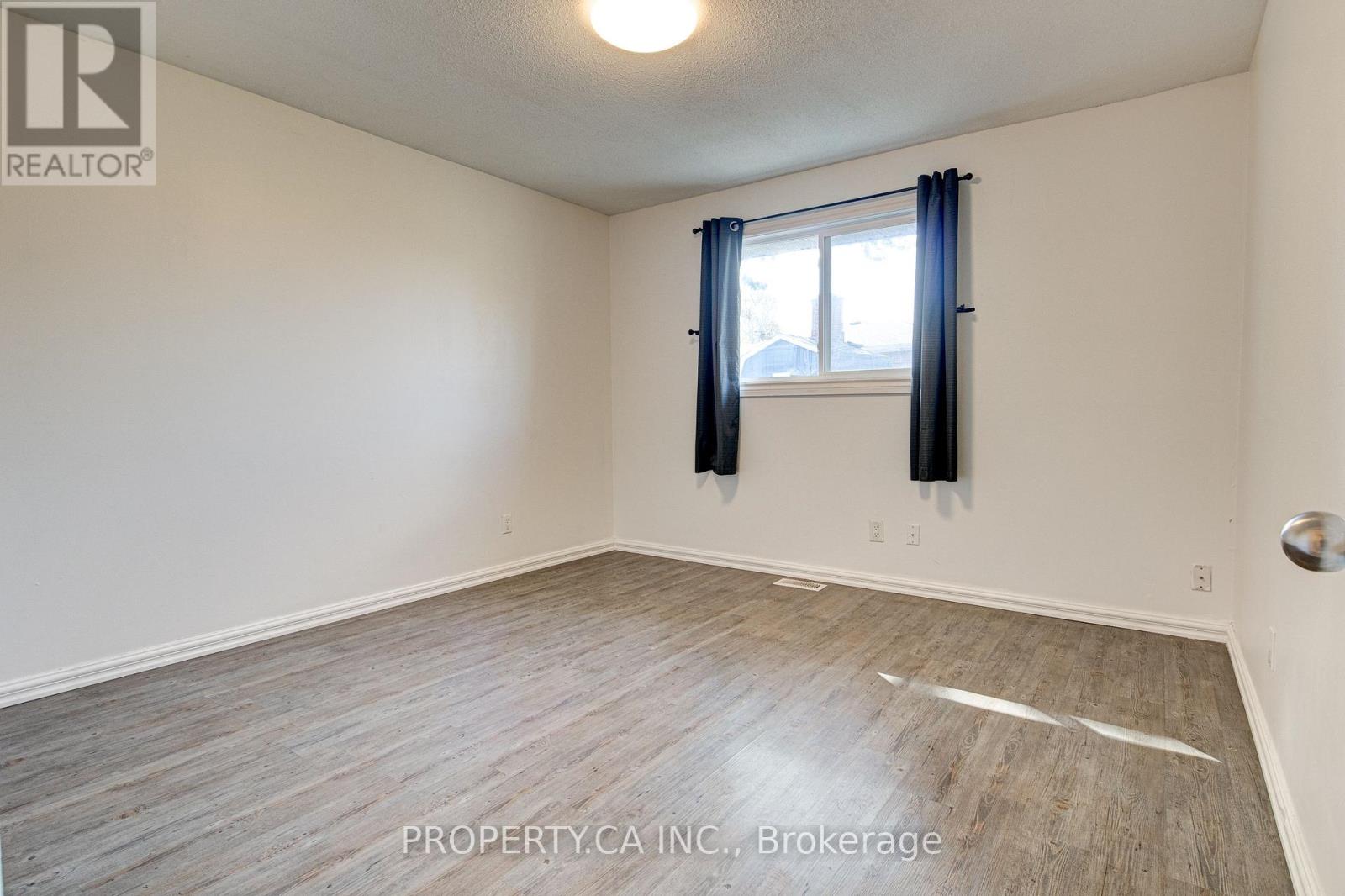 71 Highpark Avenue, Kitchener, Ontario  N2C 2C3 - Photo 21 - X14119658